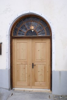 porta da baselgia / Kirchentüre